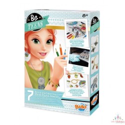 Bijoux plastique fou